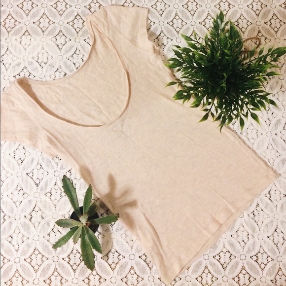 Club Monaco Low Back T Shirt - Picture 2 of 4